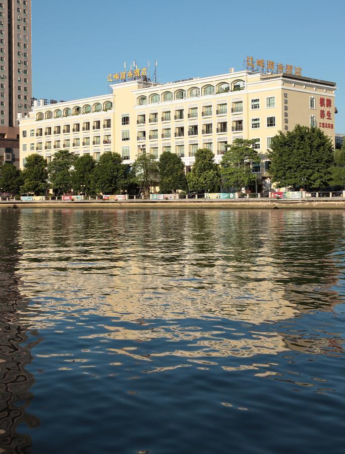 River Side Hotel Čung-šan Exteriér fotografie